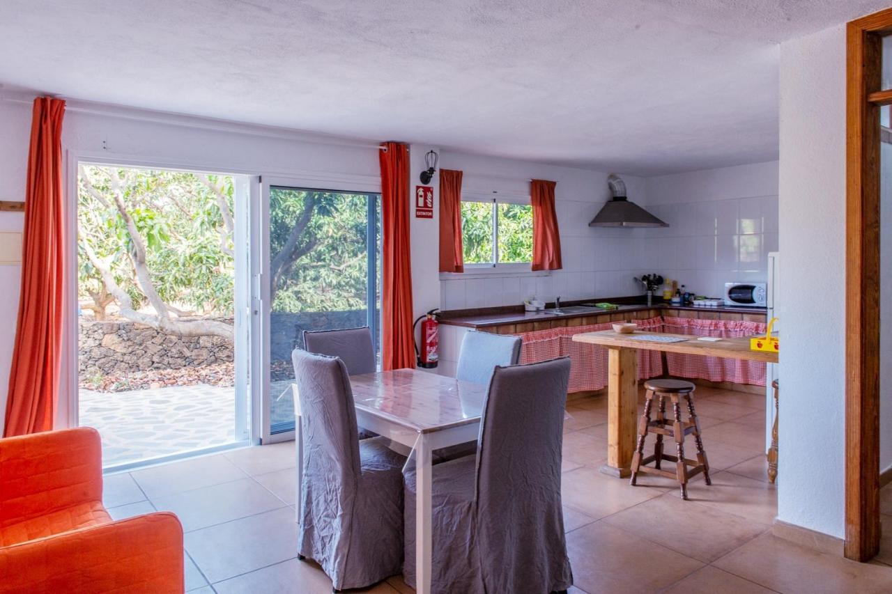 Apartments On An Organic Farm By The Coast, Frontera Exterior photo